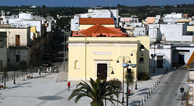 Piazza Regina Margherita e Teatro Comunale